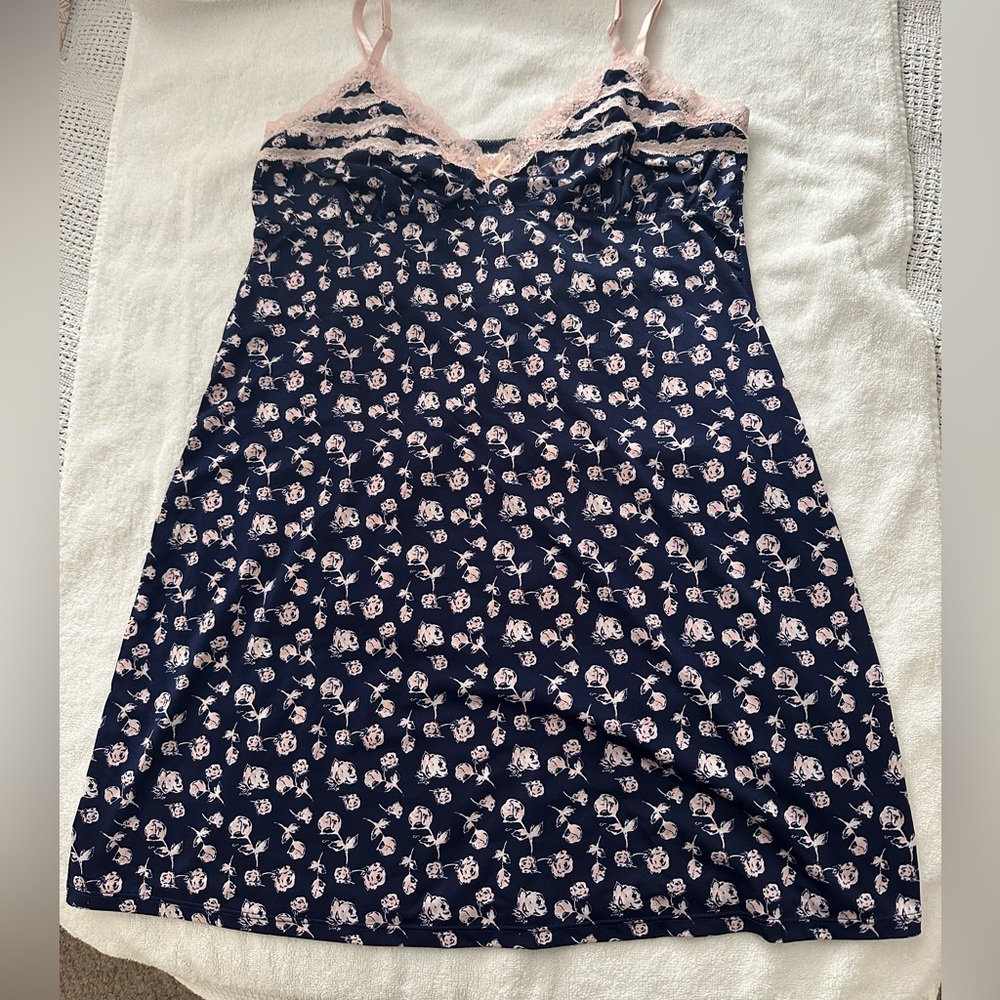 Jessica Simpson Blue and Pink Floral Nightgown